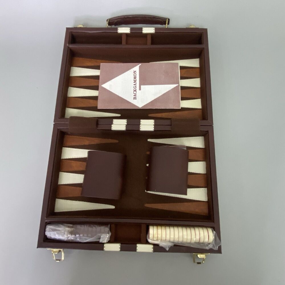 Vintage Backgammon Set Brown Travel Case Complete Dice Chips Folding Board New - Picture 8 of 13